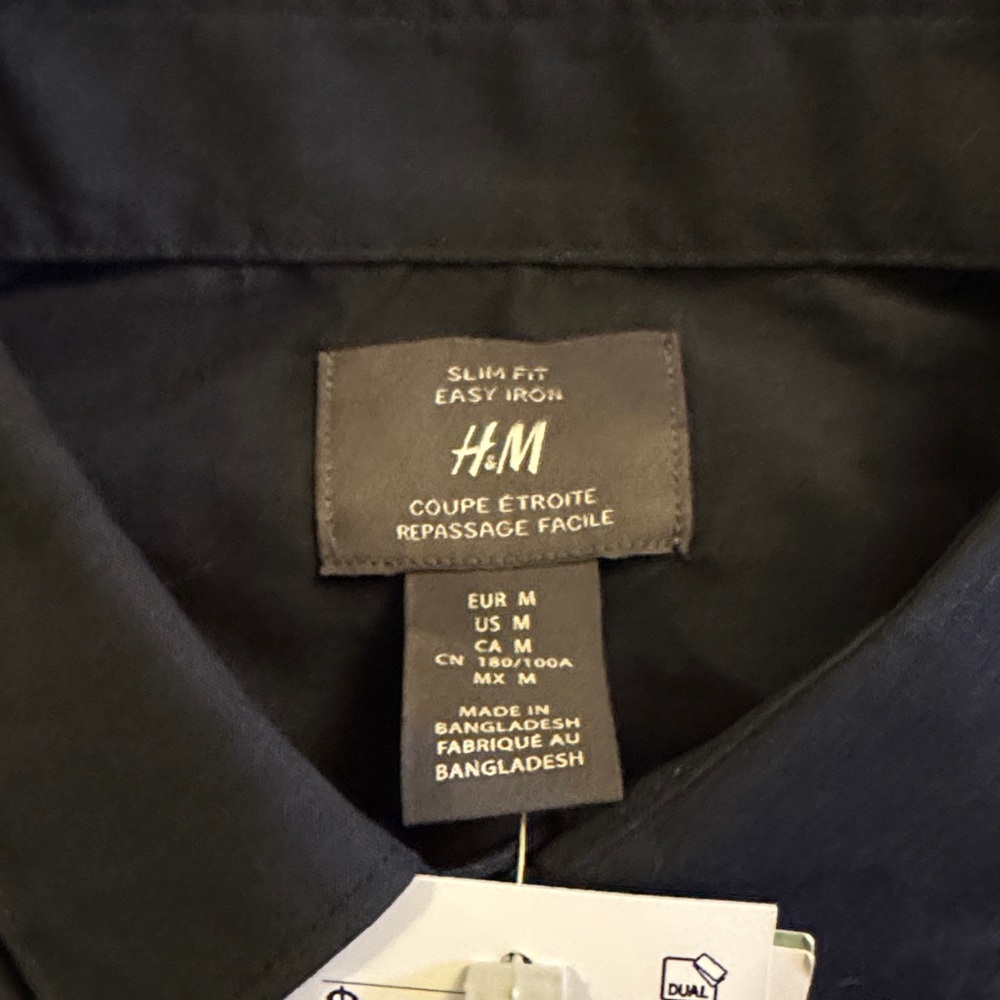 H&M Men's Slim Fit Black Dress Shirt - Picture 2 of 3